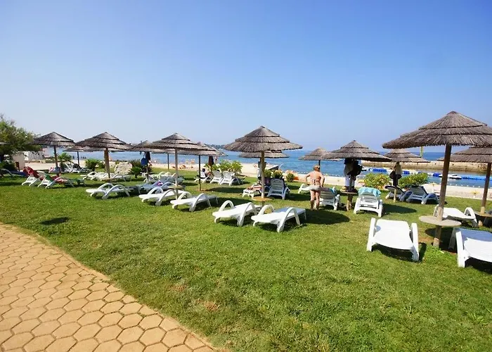 In With Terrace, Air Conditioning, Wifi, Washing Machine Lejlighed Poreč
