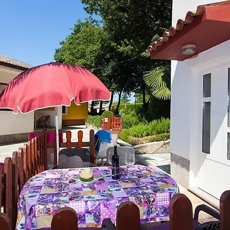 Apartment In With Terrace, Air Conditioning, Wifi, Washing Machine *