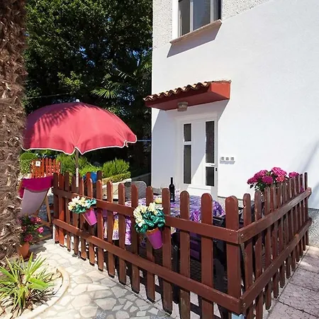 In With Terrace, Air Conditioning, Wifi, Washing Machine Porec