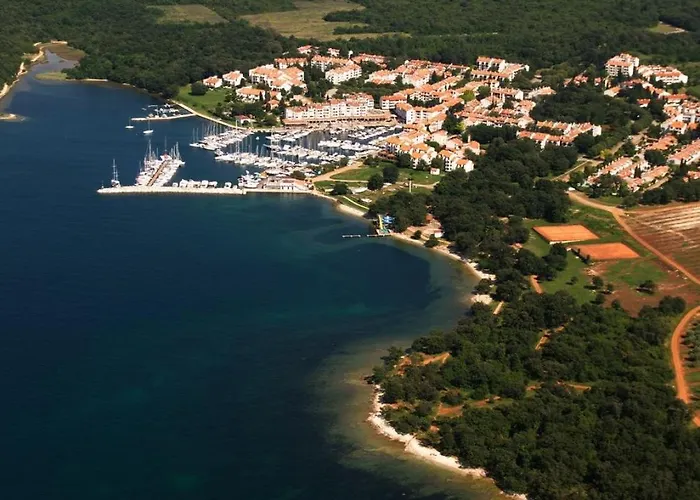 Appartamento In With Terrace, Air Conditioning, Wifi, Washing Machine