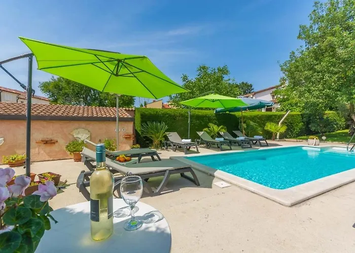 Apartmán In With Terrace, Air Conditioning, Wifi, Washing Machine