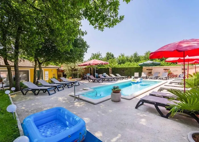 In With Terrace, Air Conditioning, Wifi, Washing Machine